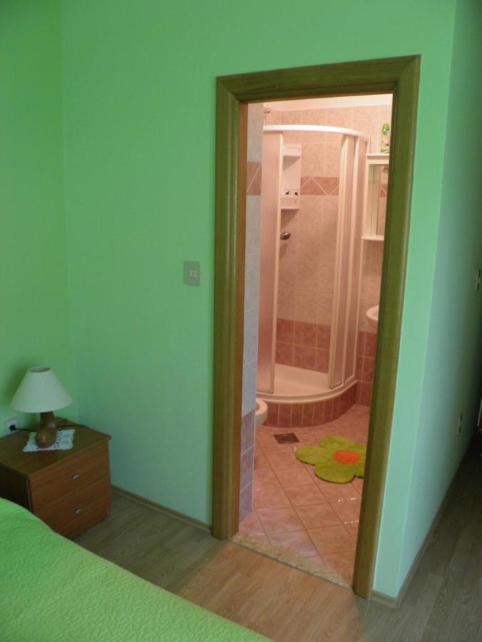 Apartment Mladinic Brac Pucisca Eksteriør bilde